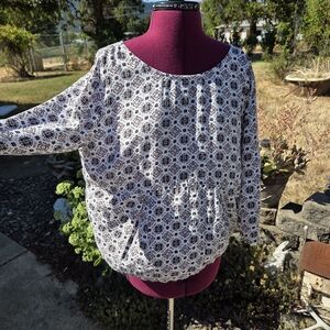 Bongo Black, Brown and White Patterned V Necked Back Women's Top. HHCP